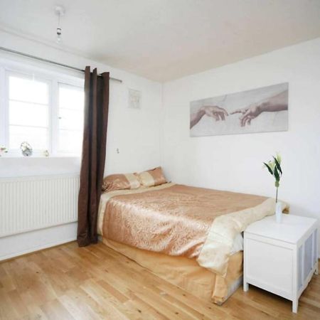 London Comfy Doubles Aparthotel Luaran gambar