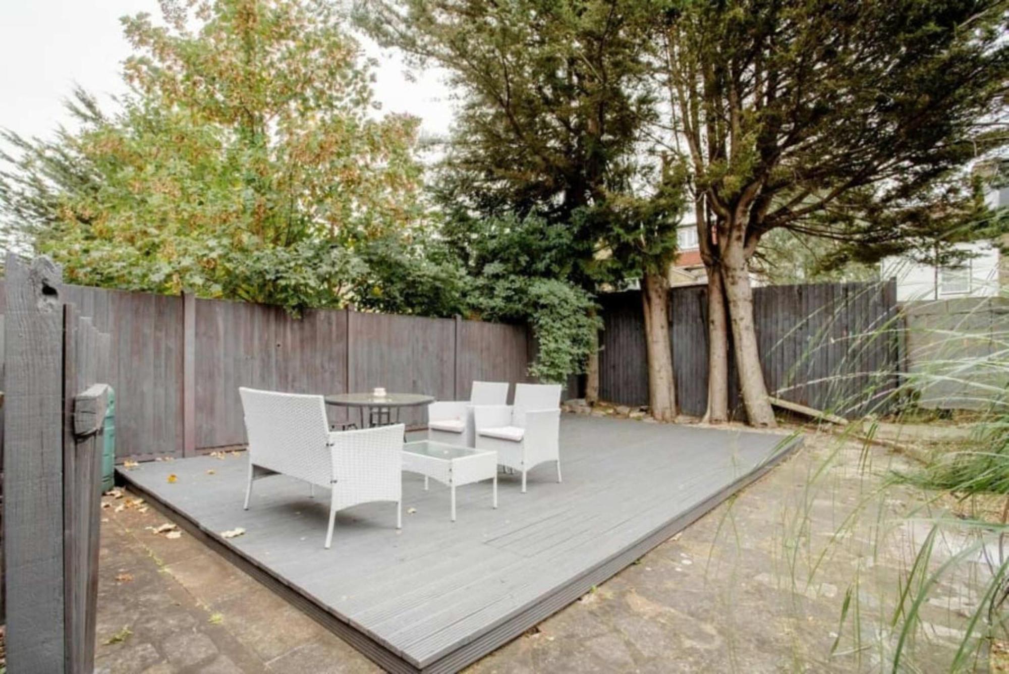 London Comfy Doubles Aparthotel Luaran gambar