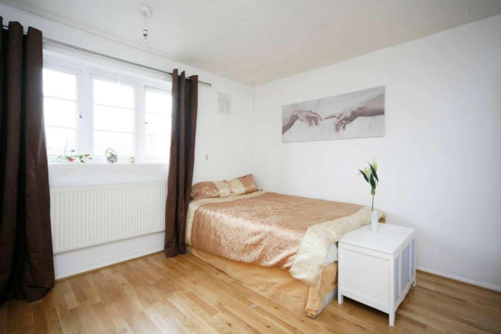 London Comfy Doubles Aparthotel Luaran gambar