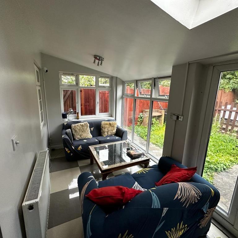 London Comfy Doubles Aparthotel Luaran gambar